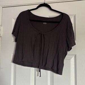 Grey Athletic Crop Open Tied Cropped Top from American Eagle | Size L